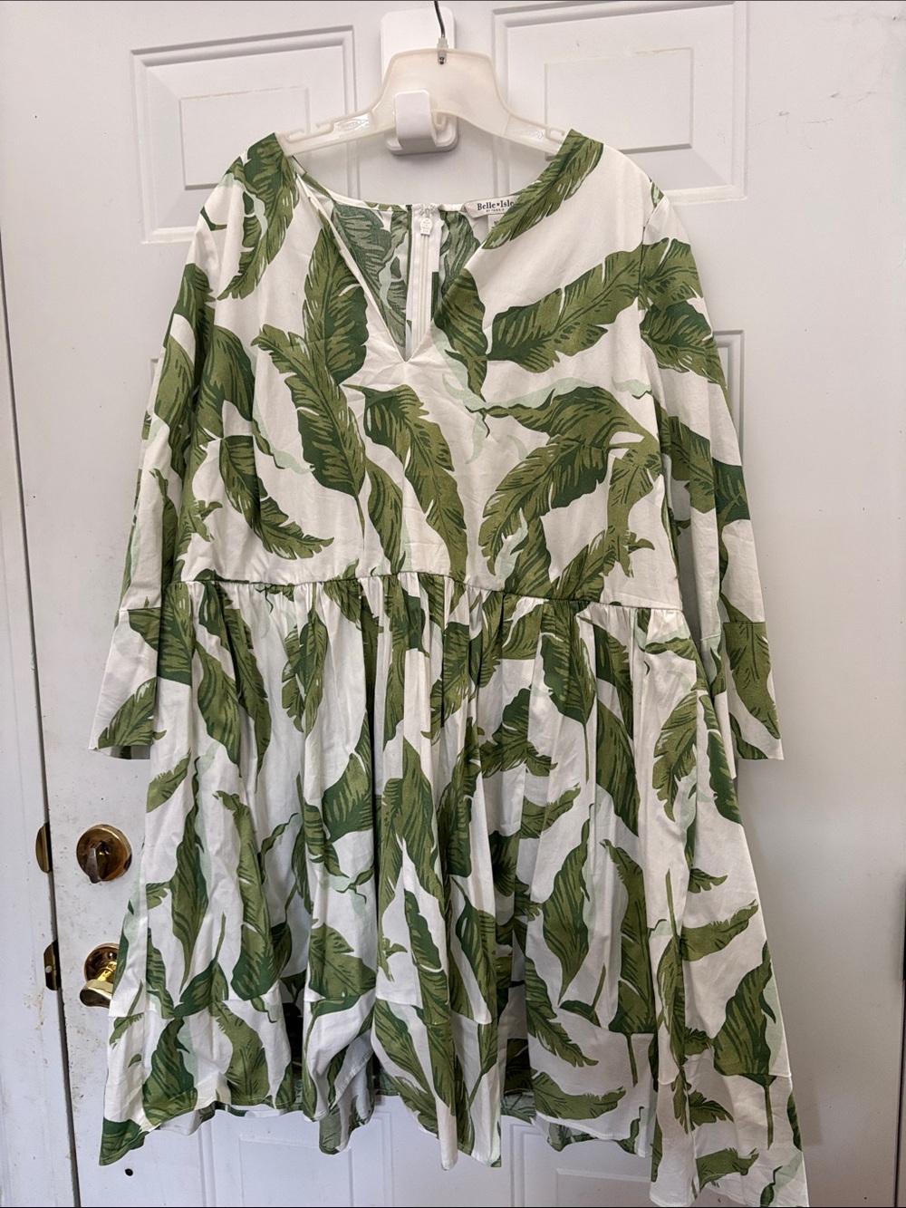 Belle Isle for torrid White Dress with Green Tropical Leaf Print sz 18